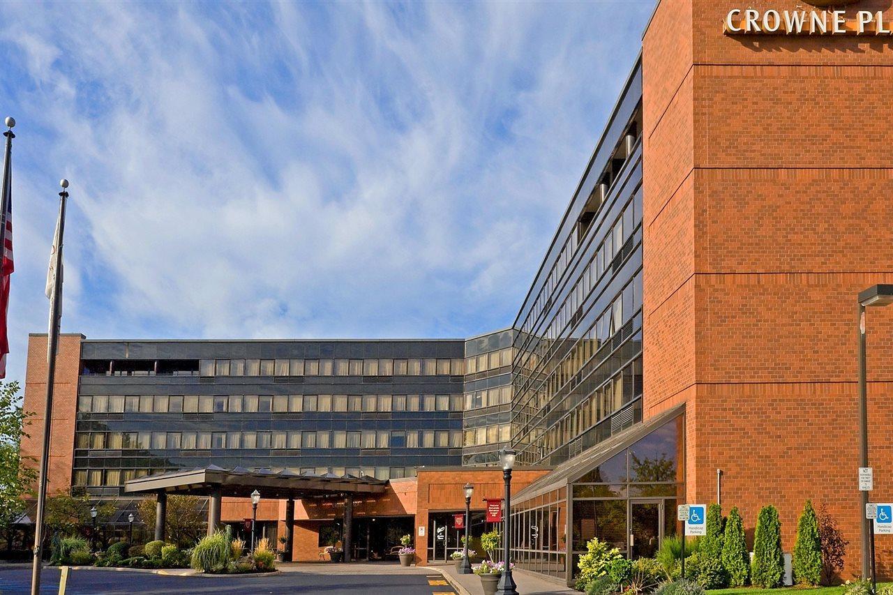Crowne Plaza Edison By Ihg Hotel Exterior foto